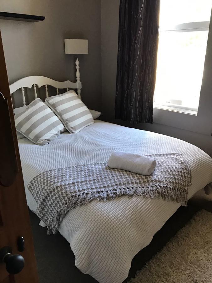 Otautau Hotel Екстер'єр фото