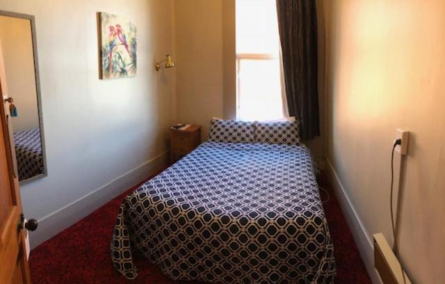 Otautau Hotel Екстер'єр фото
